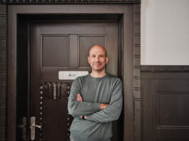 Portrait des Neurologen Dr. med. Michael Katzev 