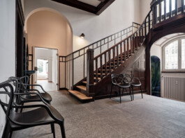 Eingangsbereich der neurologischen Praxis Dr. med. Michael Katzev 